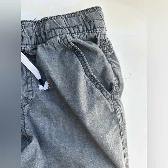 Gray shorts /10 boy - Picture 2 of 4